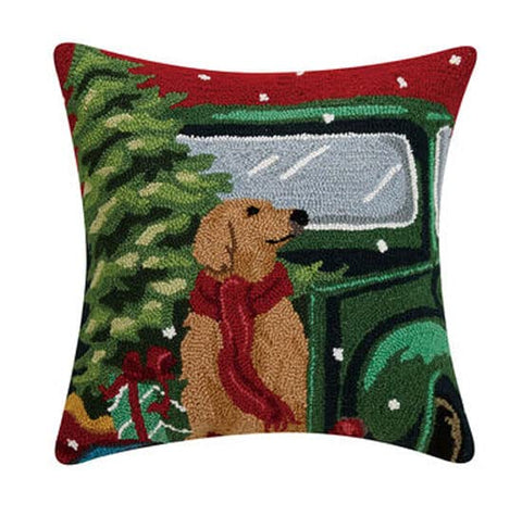 Peking Handicraft Golden Retriever Tree Truck Christmas Hooked Pillow - 18"