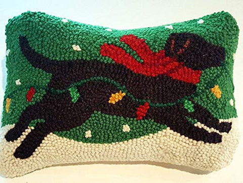 Peking Handicraft Chocolate Labrador Retriever Dog Christmas Lights Mini Hooked Wool Pillow – 8” x 12”